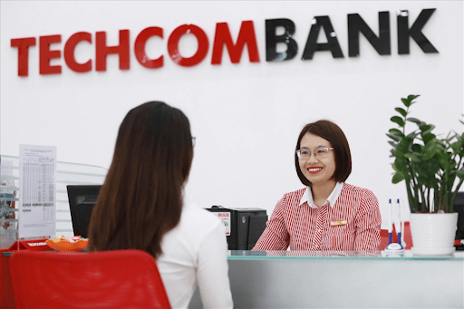 Làm thẻ ngân hàng Techcombank mất tiền phí là bao nhiêu?